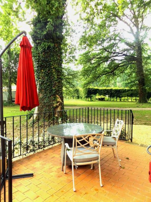 Domaine De La Barde Apartments In The Old Walnut Mill And Forge Le Bugue Eksteriør bilde